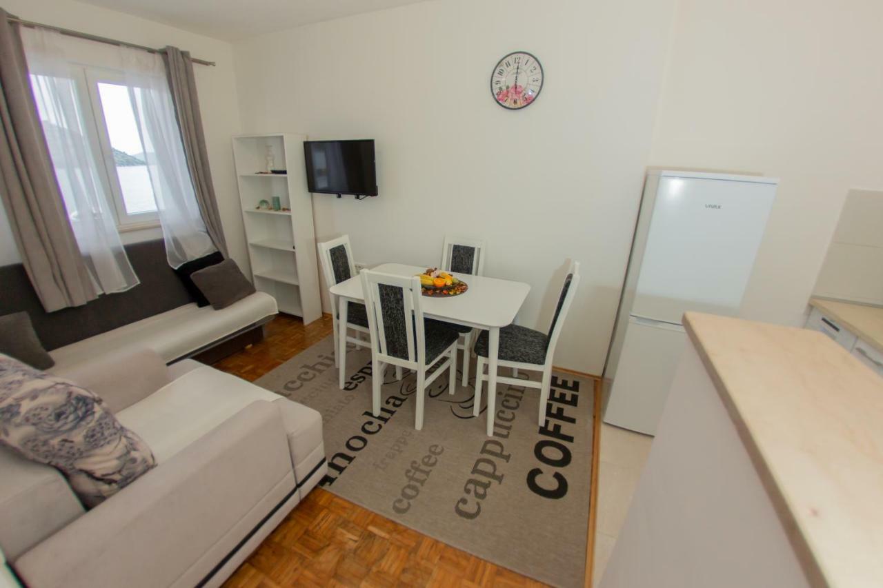 Apartmani Sunset Rogotin Exteriér fotografie